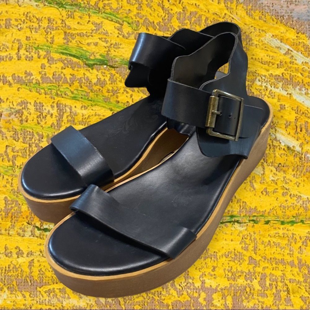 Brash Platform Sandal Faux Leather Black Size 8.5 Y